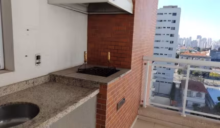 Apartamento com churrasqueira na varanda próximo ao Metrô Santa Cruz