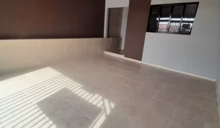 Casa a venda no Jardim Itamarati - 290 Mil