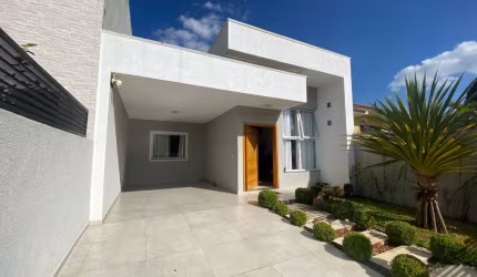 EXCELENTE CASA TÉRREA, SEMI MOBILIADA PROXIMA AO OPERÁRIO