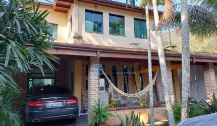Casa com 3 dormitórios à venda, 320 m² por R$ 930.000,00 - Martim de Sá - Caraguatatuba/SP