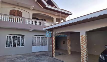 Casa com 3 dormitórios à venda, 380 m² por R$ 1.400.000,00 - Jardim Paulista - São José dos Campos/SP