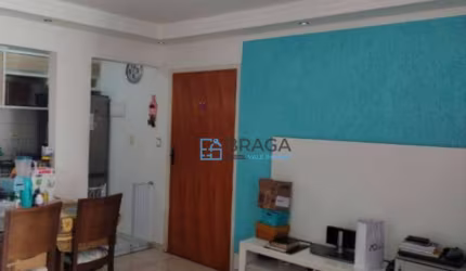 Apartamento com 2 dormitórios à venda, 43 m² por R$ 220.000,00 - Vila Iracema - São José dos Campos/SP