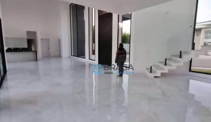 Casa com 5 dormitórios à venda, 500 m² por R$ 5.900.000,00 - Condomínio Residencial Mont Blanc - São José dos Campos/SP