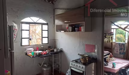 Casa para Venda em Contagem, Nova Contagem, 3 dormitórios, 1 banheiro, 2 vagas
