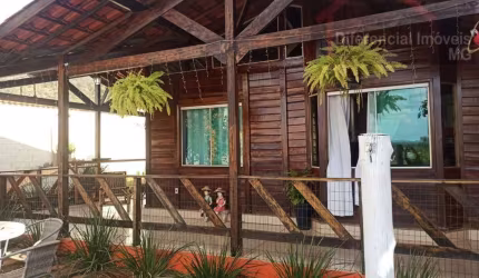 Casa para Venda em Contagem, Solar do Madeira, 3 dormitórios, 1 suíte, 2 banheiros, 4 vagas