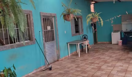 Casa para Venda em Contagem, Buganville, 3 dormitórios, 1 suíte, 2 banheiros, 3 vagas