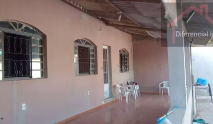 Casa para Venda em Esmeraldas, Pousada do Lago, 2 dormitórios, 1 suíte, 2 banheiros, 3 vagas