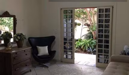 Casa para Venda em Contagem, Santa Helena, 5 dormitórios, 1 suíte, 4 banheiros, 4 vagas