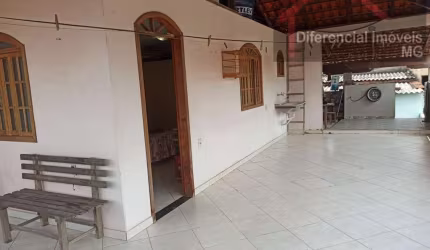 Casa para Venda em Contagem, Nova Contagem, 5 dormitórios, 1 suíte, 2 banheiros, 2 vagas