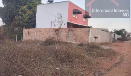 Casa para Venda em Esmeraldas, Dumaville, 3 dormitórios, 2 banheiros, 3 vagas