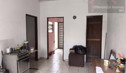 Casa para Venda em Contagem, Fonte Grande, 3 dormitórios, 1 banheiro, 2 vagas