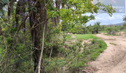 Fazendinha para Venda em Esmeraldas, Serra Negra