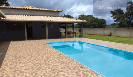 Chácara para Venda em Contagem, Retiro, 4 dormitórios, 1 suíte, 4 banheiros, 8 vagas