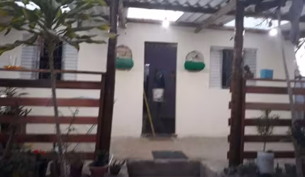 Casa para Venda em Contagem, Estaleiro 2, 2 dormitórios, 1 suíte, 1 banheiro