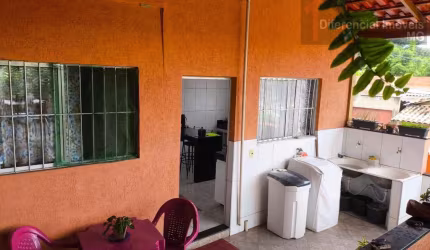 Casa para Venda em Contagem, Praia, 3 dormitórios, 1 banheiro, 1 vaga