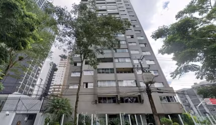 Apartamento à Venda com 3 quartos no Bigorrilho em Curitiba
