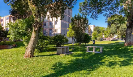 Apartamento à venda com 2 quartos no CIC em Curitiba