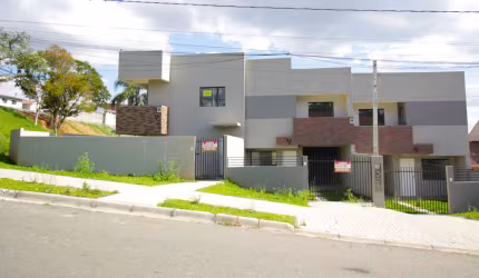 Sobrados 3 quartos sendo uma suite