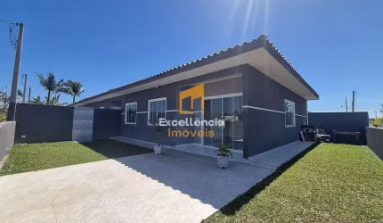 Casas novas perto do mar em Guaratuba