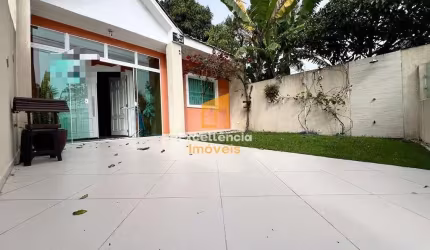 Casa com 2 dormitórios à venda