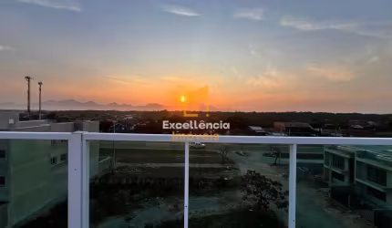 Apartamento quadra  mar em  Matinhos