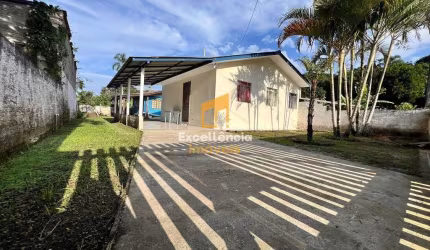 Duas casas a venda no litoral