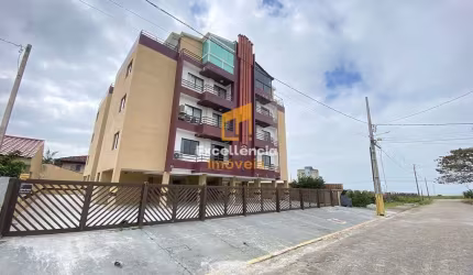 Apartamento na quadra do mar com elevador a venda