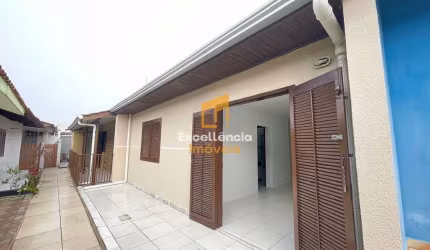 Casa a venda perto do mar