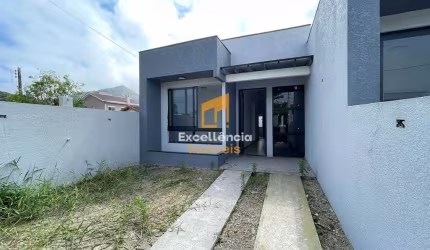 Casa a venda com 03 quartos em Matinhos-PR