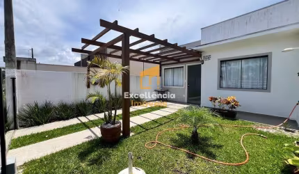 Casa em  Gaivotas perto do mar