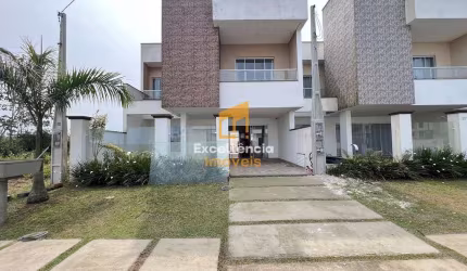 Sobrado novo com piscina no Atami Sul