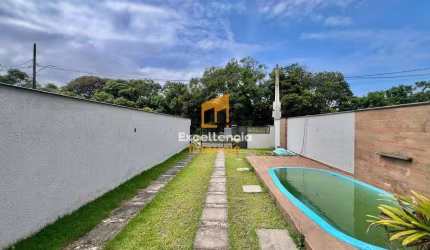 Casa com piscina em Guaratuba