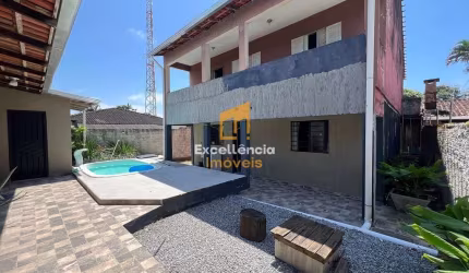 Sobrado com piscina e edicula faixa do mar Leblon