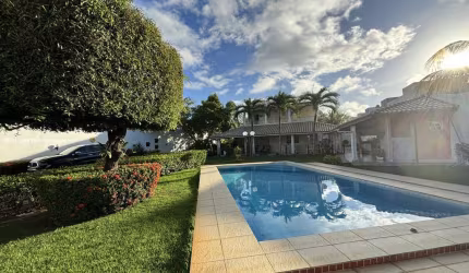 Casa para Venda em Lauro de Freitas, Buraquinho, 5 dormitórios, 2 suítes, 3 banheiros, 6 vagas