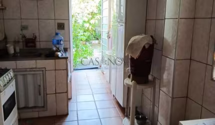 Casa com 3 quartos à venda na Rua Joaquim de Almeida, 31, Mirandópolis, São Paulo por R$ 765.000