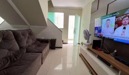 Casa em condomínio fechado com 2 quartos à venda na Rua Luís Delfino, Santa Mônica, Belo Horizonte, 55 m2 por R$ 330.000