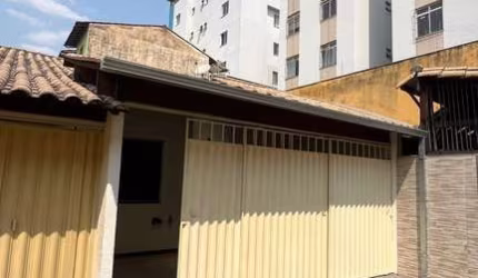 Casa com 2 quartos à venda na Rua do Carmelo, Santa Mônica, Belo Horizonte, 50 m2 por R$ 430.000
