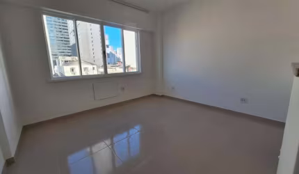 Lindo studio no Centro do Rio, todo reformado e próximo ao Metrô.