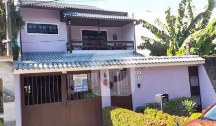 Linda e Maravilhosa Casa em Condomínio, tranquilidade e conforto