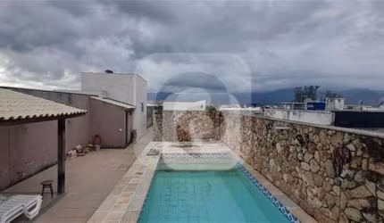 Apartamento 5 quartos, sendo 1 suíte