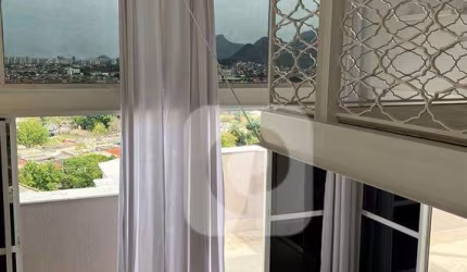 Cobertura para venda com 3 quartos em Pechincha com 200m²