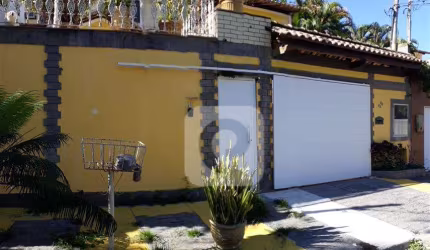 SELECIONE - Casa de Condomínio 4 quartos