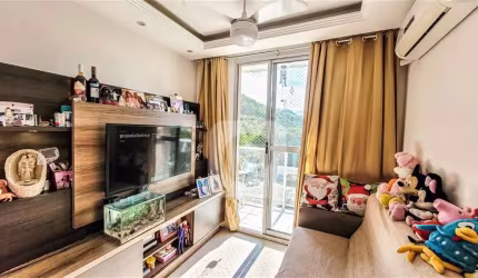 Apartamento para venda com 2 quartos em Taquara com 55m²