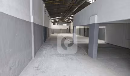Patrimovel vende Prédio comercial com Galpão e 11 metros de frente