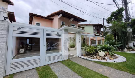 SELECIONE - Sobrado 3 quartos, sendo 1 suíte