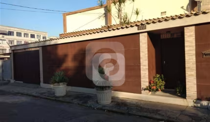 0 - Casa 3 quartos, sendo 2 suítes