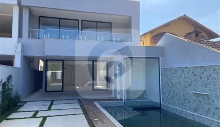 0 - Casa 4 quartos, sendo 4 suítes