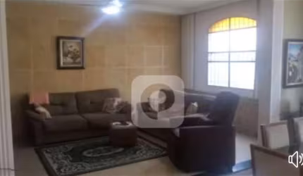 Excelente casa em Vila Valqueire!