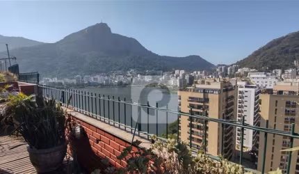 Cobertura Duplex Espetacular na  Lagoa - com VISTA DESLUMBRANTE