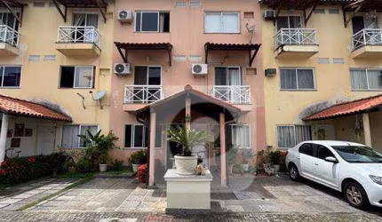 CASA EM CONDOMÍNIO FECHADO/ 4 QUARTOS/ 2 SUÍTES/1 VAGA